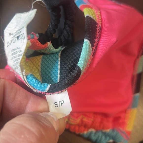 PWDR ROOM 2 Pc. Triangle Striped Bikini Top Size Small, Bottom Size Medium - Picture 10 of 13